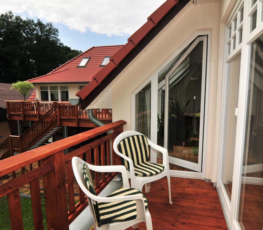 Schloms Hof Apartment Waffensen Екстериор снимка