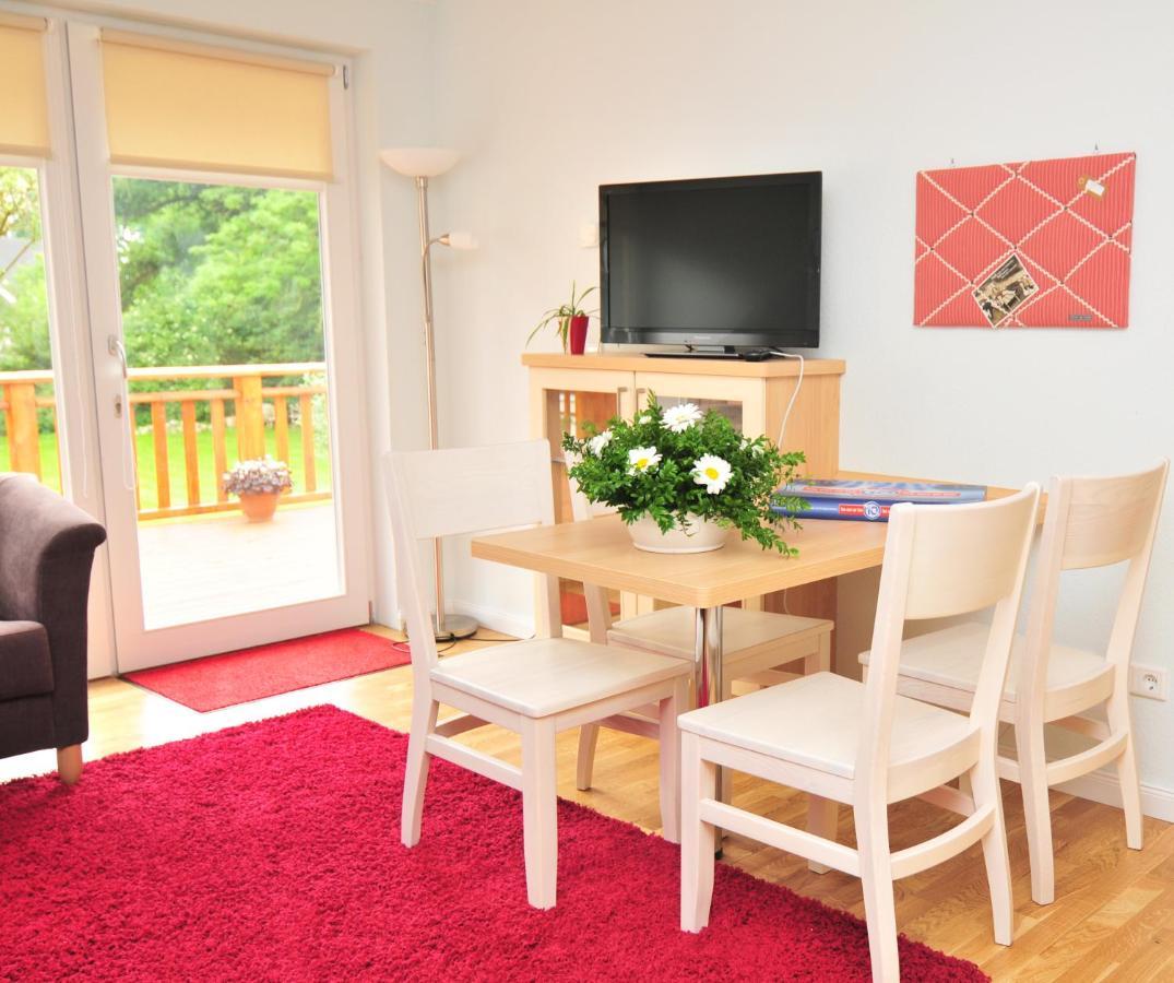 Schloms Hof Apartment Waffensen Екстериор снимка