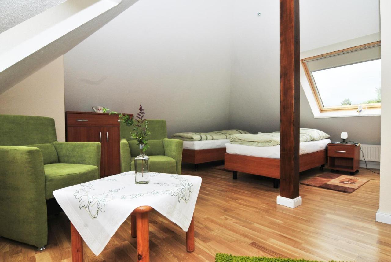 Schloms Hof Apartment Waffensen Екстериор снимка