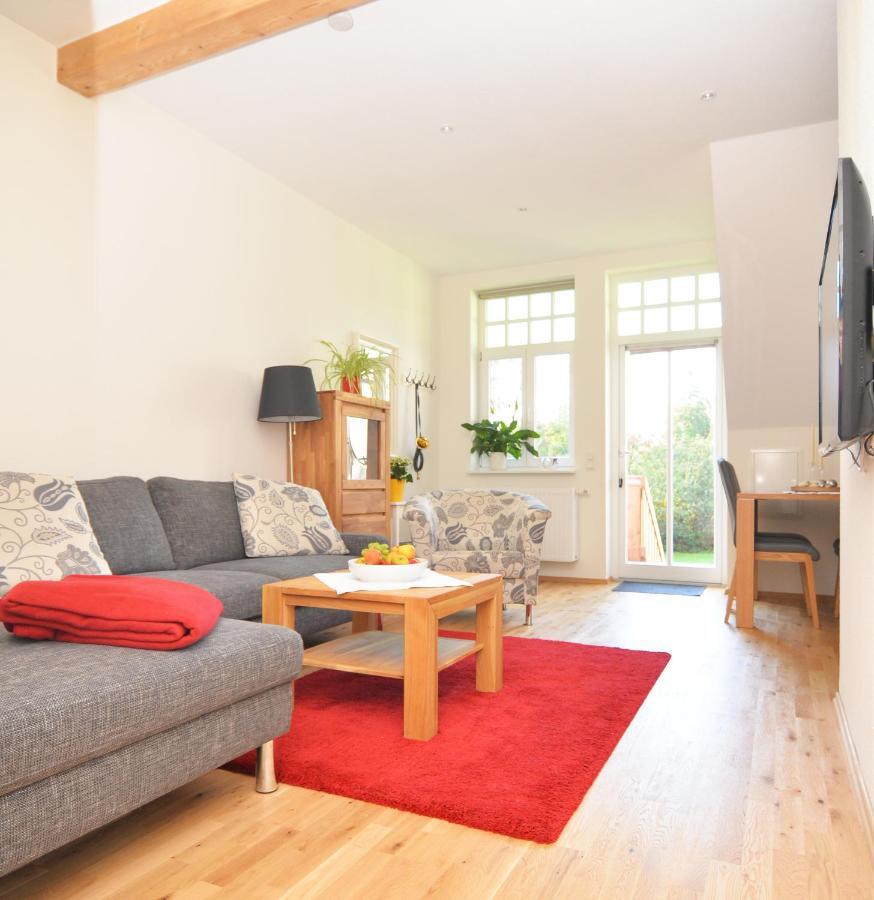 Schloms Hof Apartment Waffensen Екстериор снимка